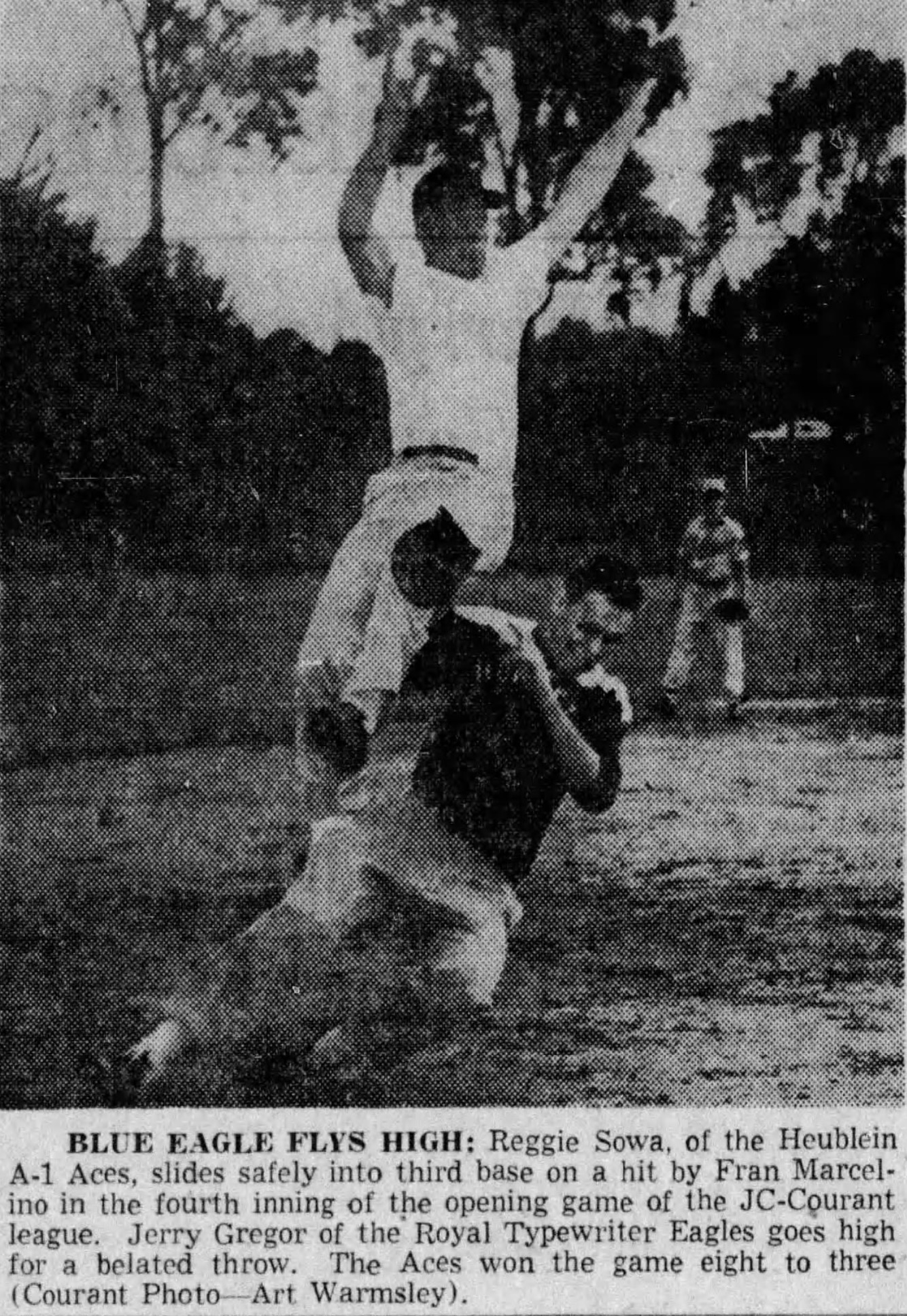 1955 Jaycee Courant Heublein A 1 Aces vs. Royal Typewriter